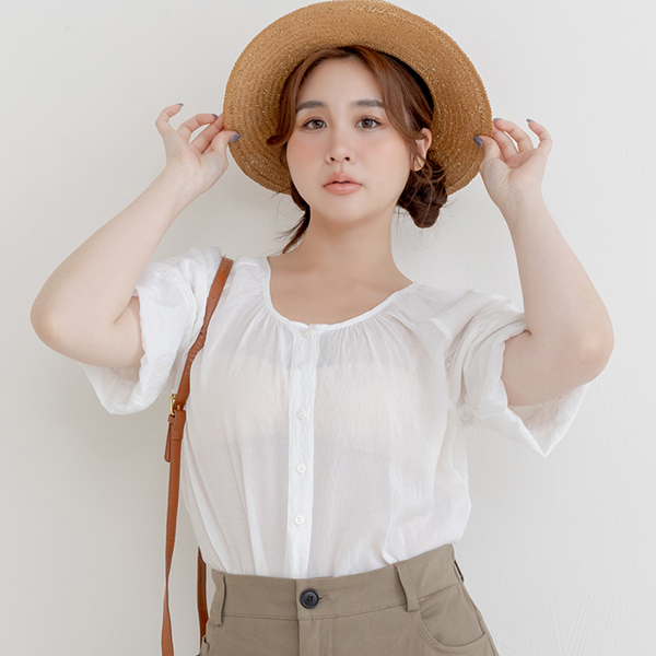 彈性小花蕾絲透膚長袖上衣